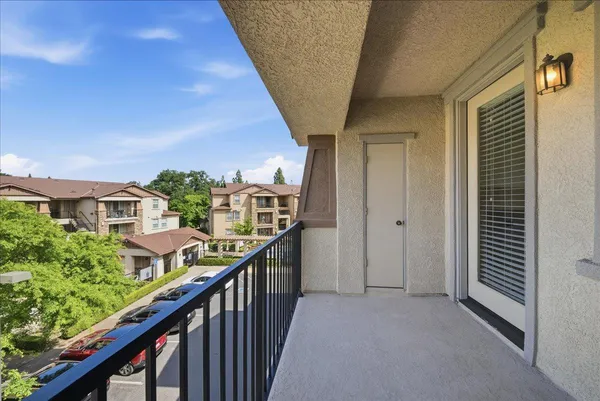 $289,000 | 6571 Hearthstone Circle, Unit 1333, Rocklin, CA 95677