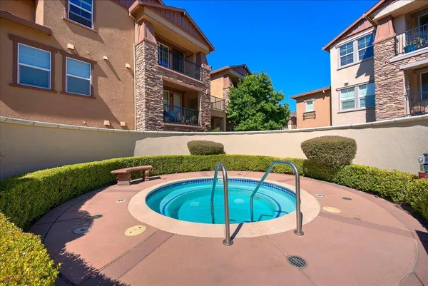 $289,000 | 6571 Hearthstone Circle, Unit 1333, Rocklin, CA 95677
