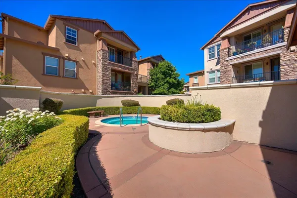 $289,000 | 6571 Hearthstone Circle, Unit 1333, Rocklin, CA 95677