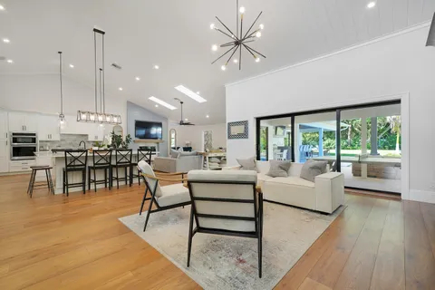 $3,000,000 | 19526 Trails End Terrace, Jupiter, FL 33458