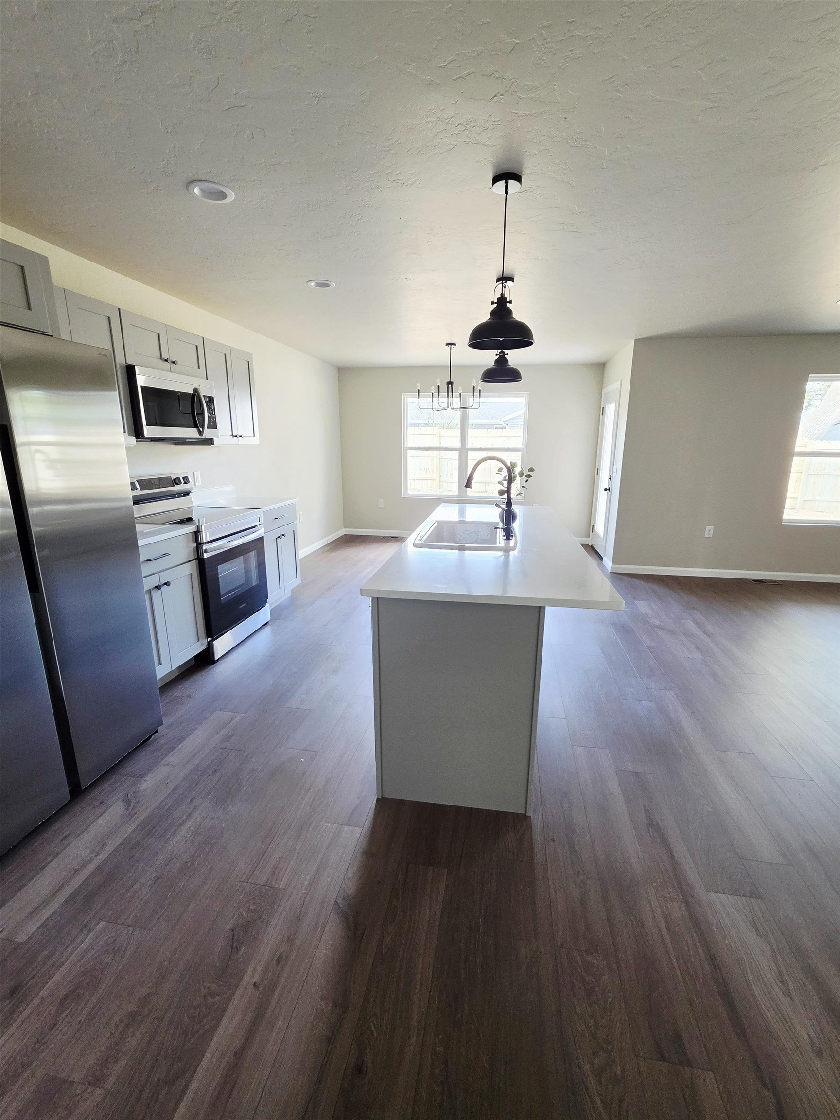 434 Village Lane Ripon, WI 54971 - Photo 4 of 22