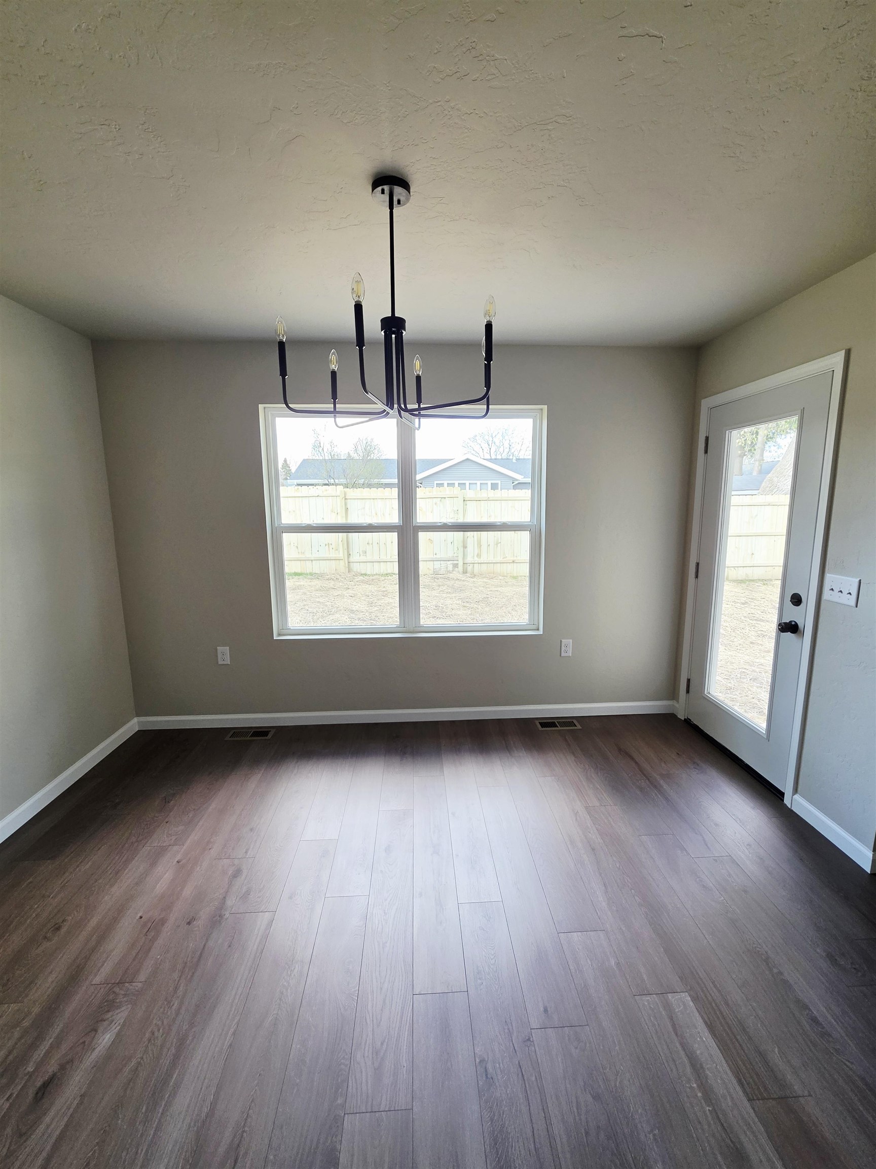 434 Village Lane Ripon, WI 54971 - Photo 7 of 22