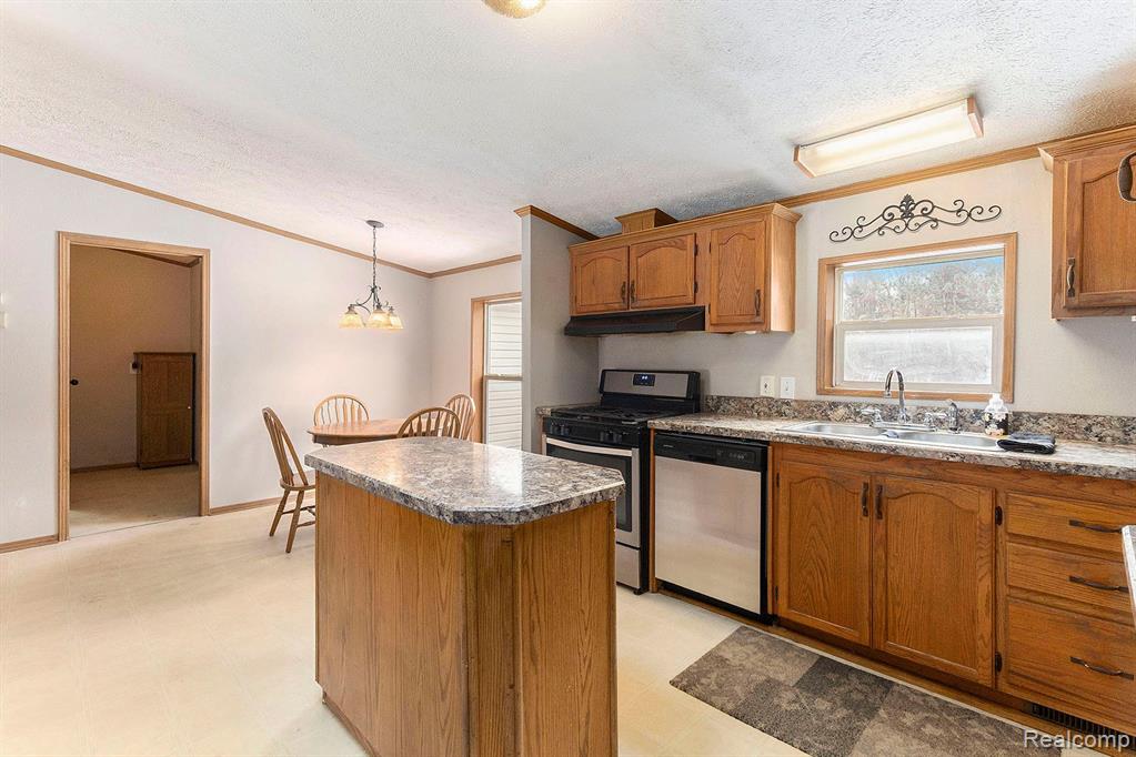 2400 Rossman Road Caro, MI 48723 - Photo 15 of 39