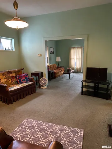 $49,900 | 105 North Hickory, Du Quoin, IL 62832