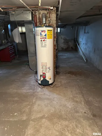 $49,900 | 105 North Hickory, Du Quoin, IL 62832