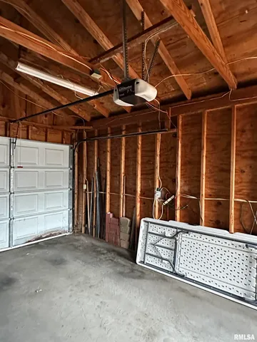 $49,900 | 105 North Hickory, Du Quoin, IL 62832