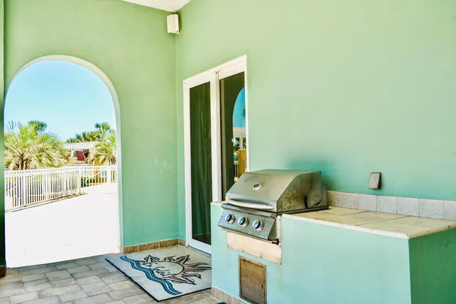 $2,095,000 | 7505 Thomas Drive, Unit PH 121G, Panama City Beach, FL 32408