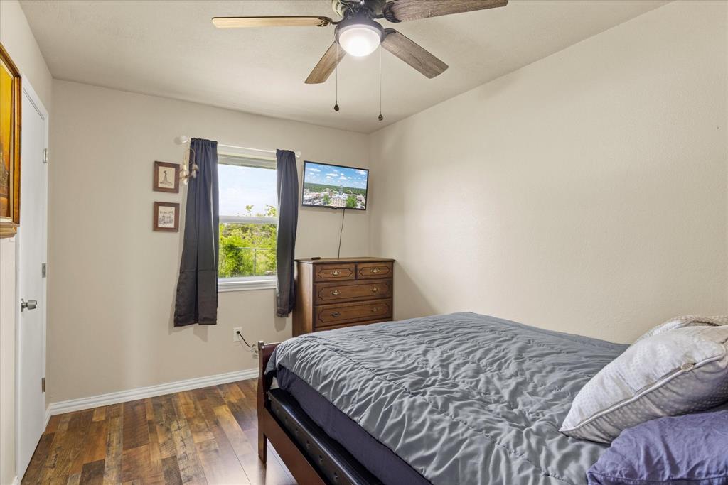 117 Paige Street Weatherford, TX 76088 - Photo 17 of 31