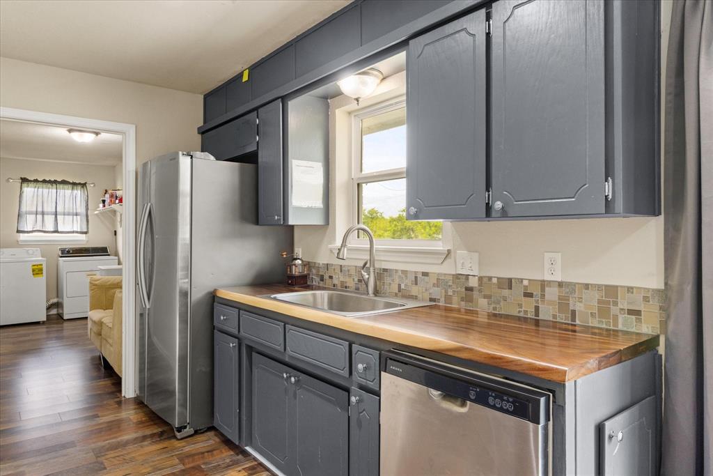 117 Paige Street Weatherford, TX 76088 - Photo 8 of 31