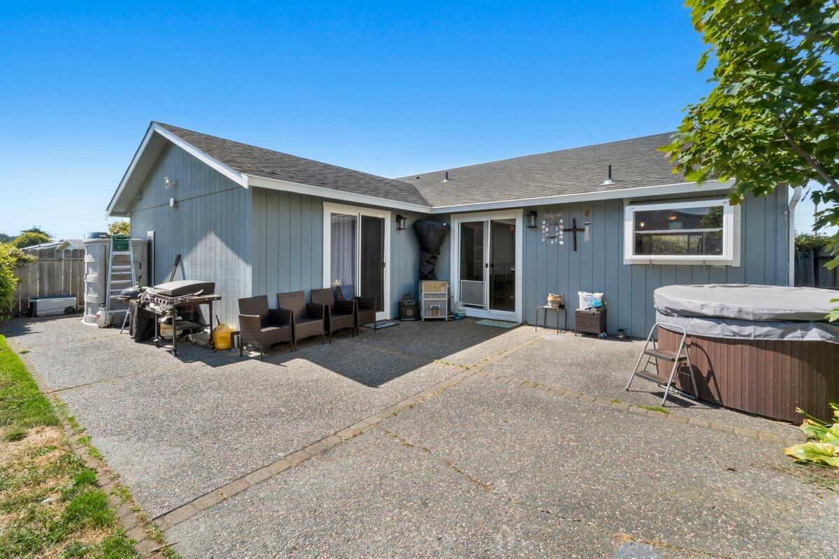 1400 Bates Road McKinleyville, CA 95519 - Photo 17 of 18