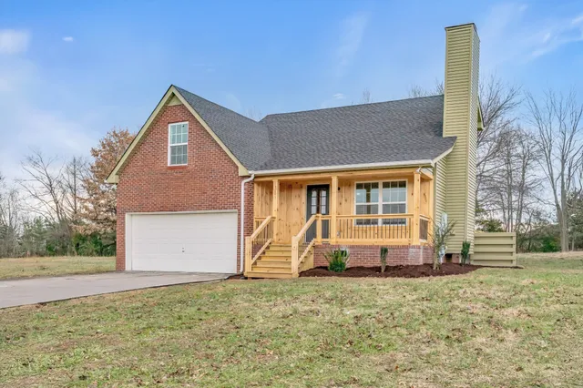 $399,999 | 126 Cody Court, Portland, TN 37148