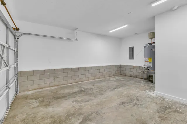 $399,999 | 126 Cody Court, Portland, TN 37148