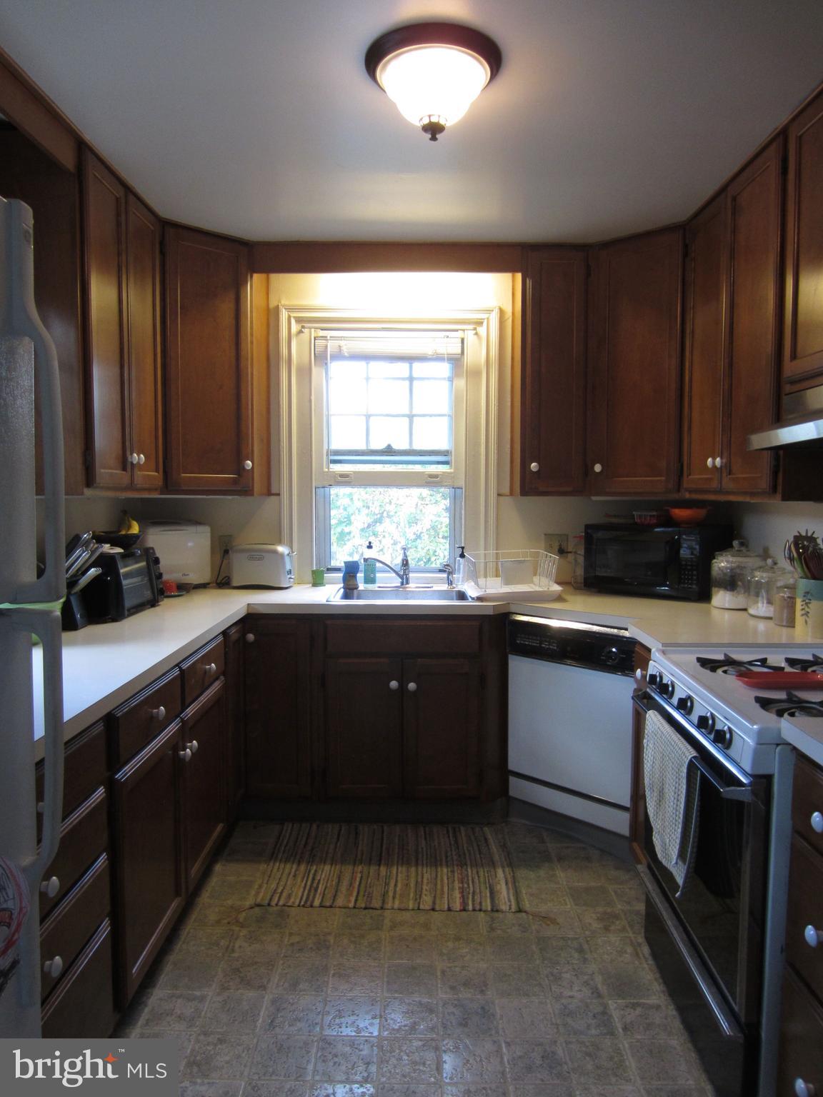 204 Church Road Ardmore, PA 19003 - Photo 9 of 29