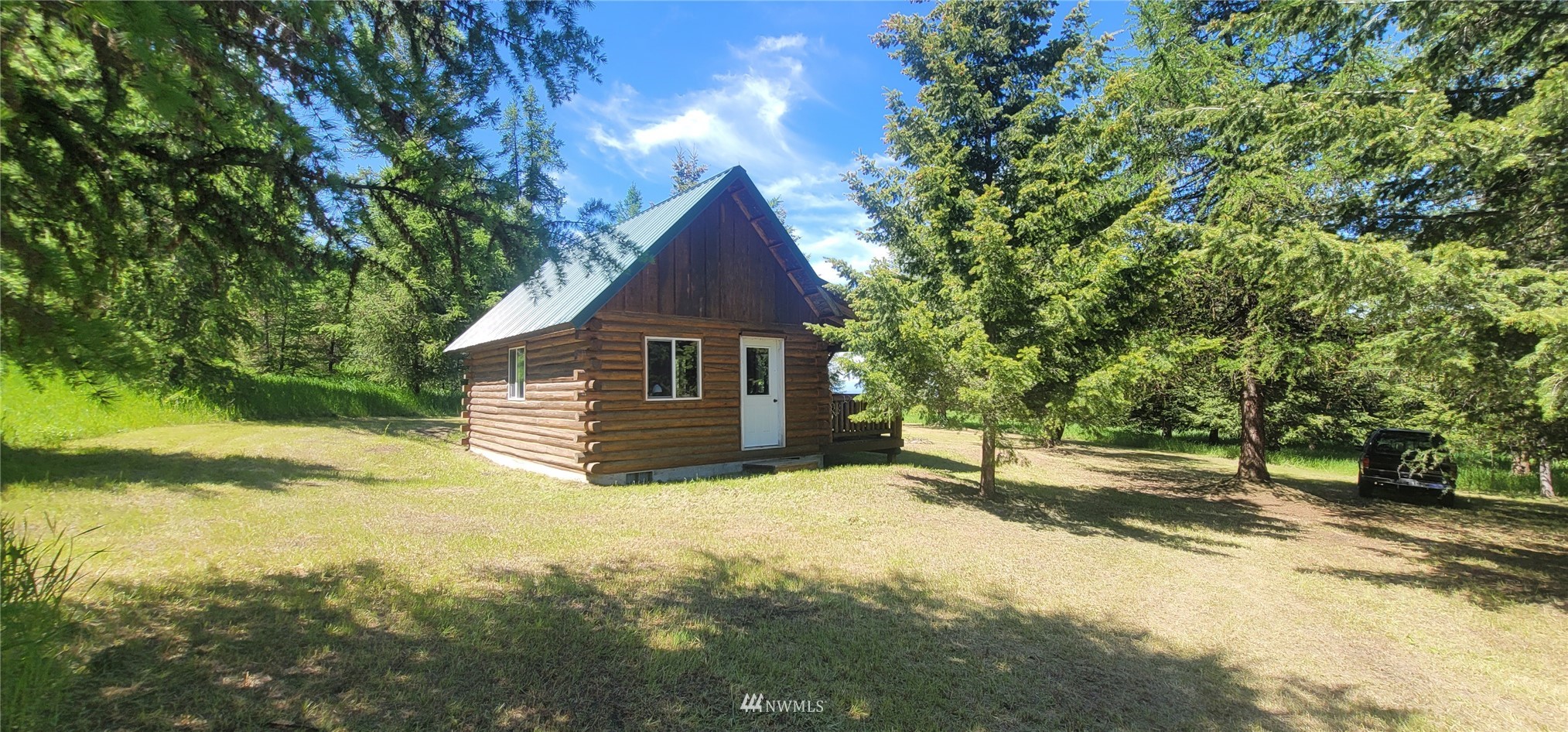 176 Fletcher Road Oroville, WA 98844 - Photo 4 of 23 Gallery Image 4