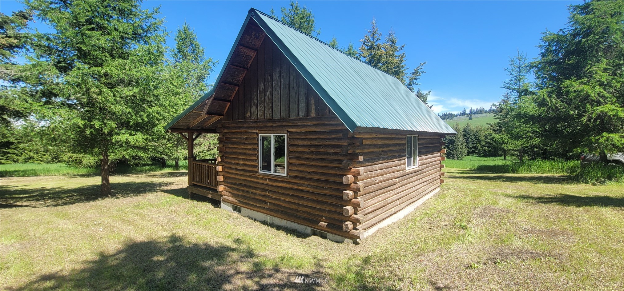 176 Fletcher Road Oroville, WA 98844 - Photo 5 of 23 Gallery Image 5