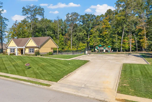 $2,950 | 573 Bowden Drive, Clarksville, TN 37043