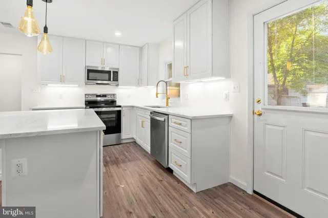 $449,000 | 4738 Idlewilde Road, Shady Side, MD 20764