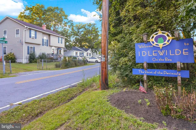$449,000 | 4738 Idlewilde Road, Shady Side, MD 20764