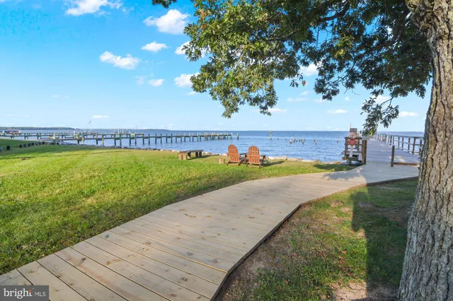 $449,000 | 4738 Idlewilde Road, Shady Side, MD 20764