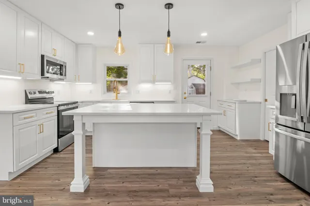 $449,000 | 4738 Idlewilde Road, Shady Side, MD 20764