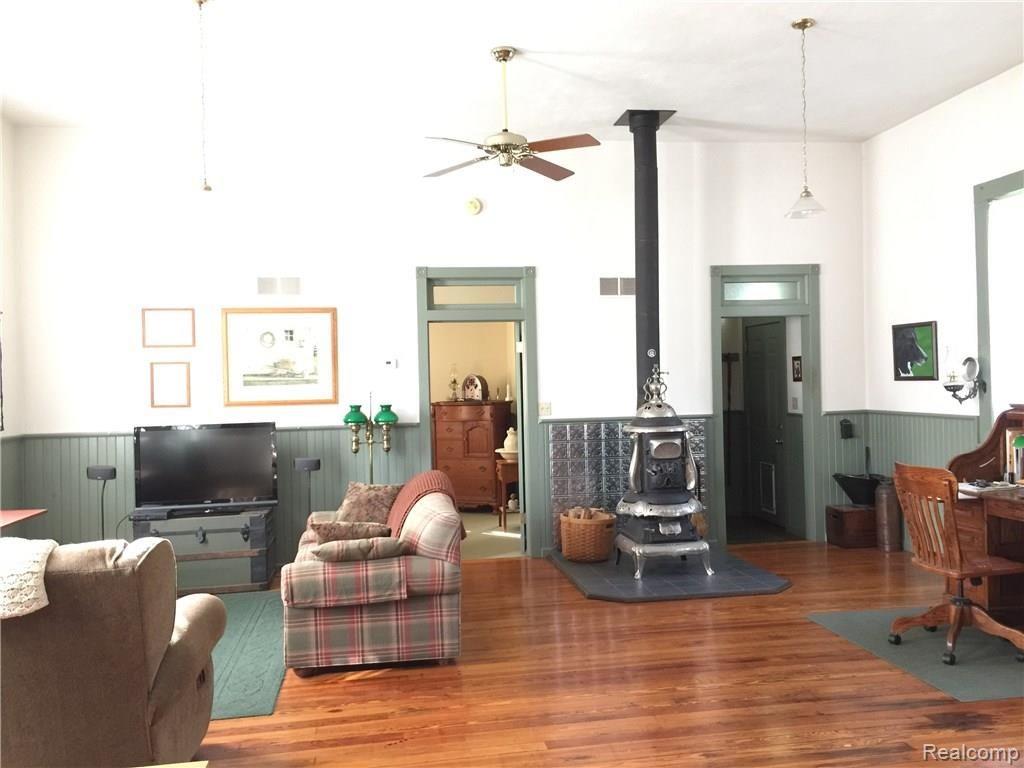 4111 Hogback Road Fowlerville, MI 48836 - Photo 11 of 17 IMG_3376.JPG