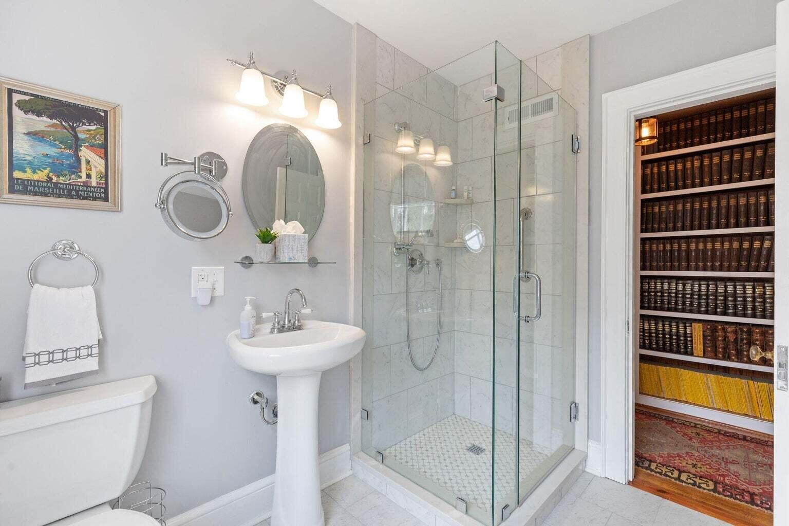 4136 Ashley River Road Charleston, SC 29414 - Photo 6 of 30 20250812143234115333000000-o