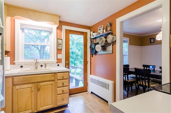 4 Revolutionary Road Lexington, MA 02421 - Photo 5 of 18