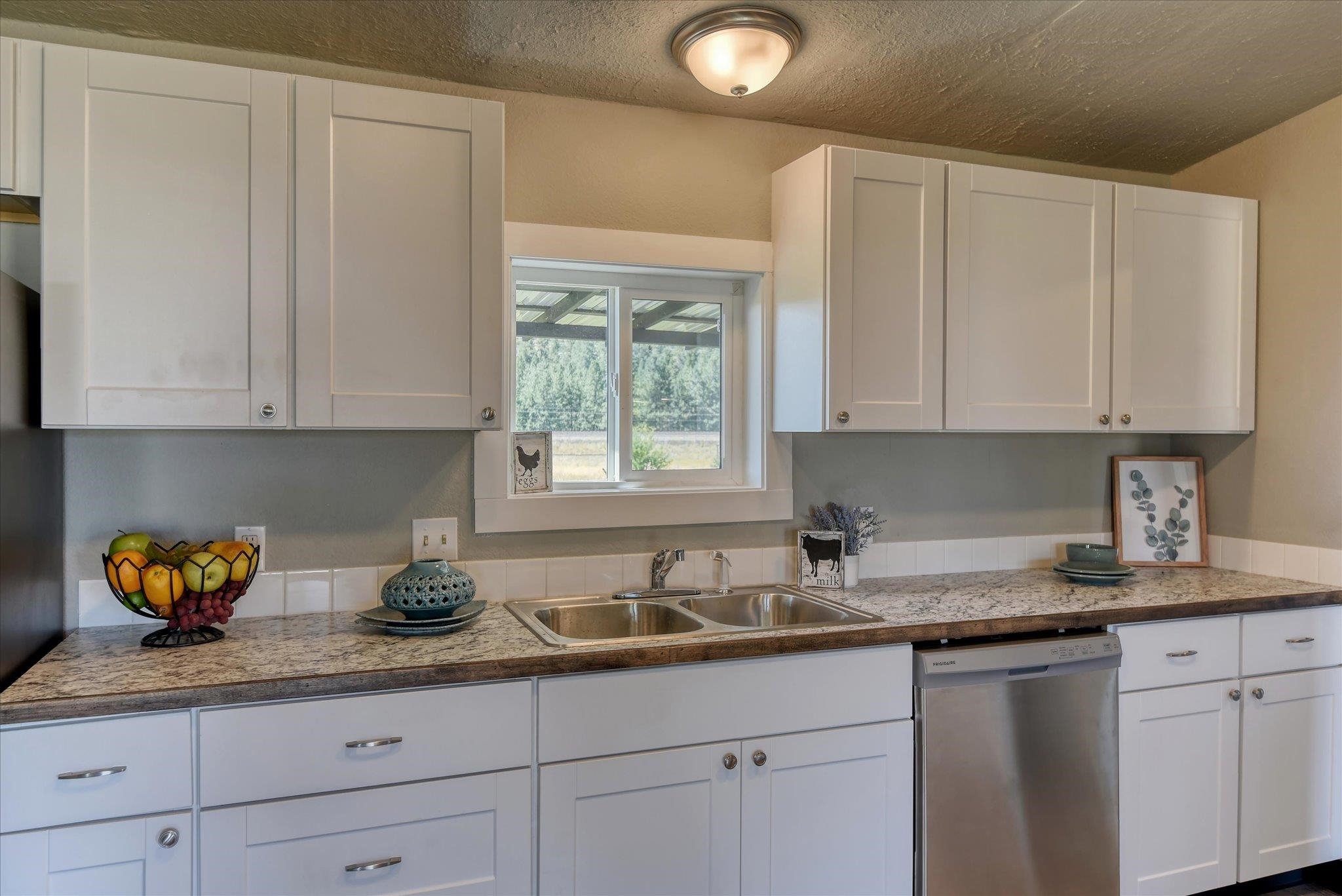 6205 North Ormond Road Otis Orchards, WA 99027 - Photo 11 of 28