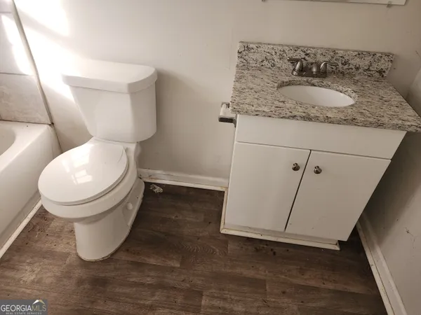 a bathroom with a bathtub