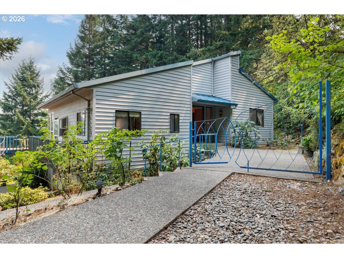 15780 Southwest Davis Road Beaverton, OR 97007 - Photo 5 of 48 Gallery Image 5