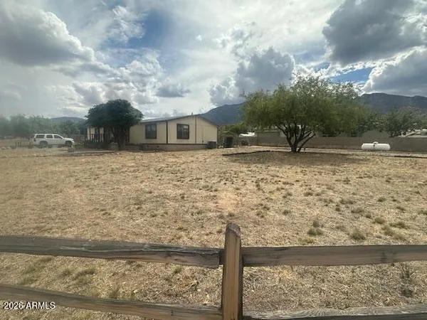 $190,000 | 7258 South Lariat Road, Hereford, AZ 85615