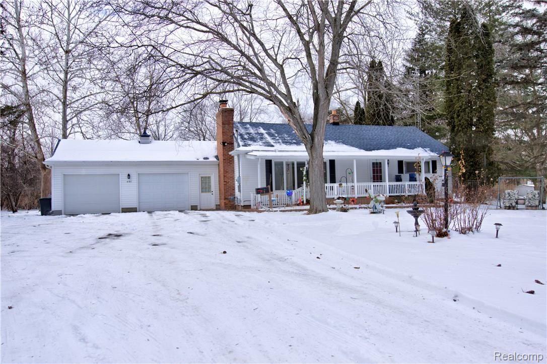6107 East River Road Flushing, MI 48433 - Photo 18 of 23 DSC_5886_7_8.jpg