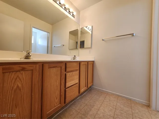 $2,425 | 3240 Ridgecliff Street, Las Vegas, NV 89129