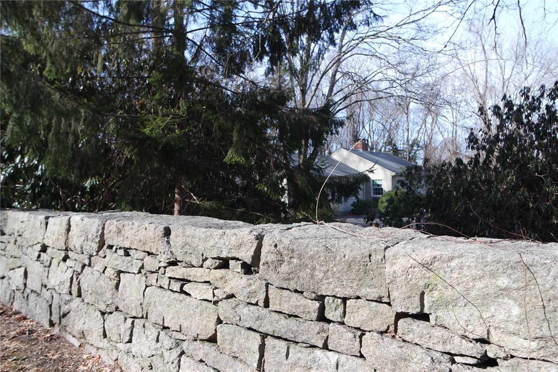 10 Little Rest Road South Kingstown, RI 02881 - Photo 8 of 32