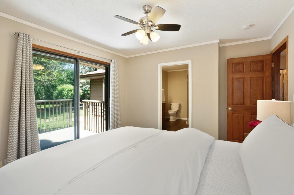 8340 Little Road Bloomington, MN 55437 - Photo 22 of 37 Gallery Image 22