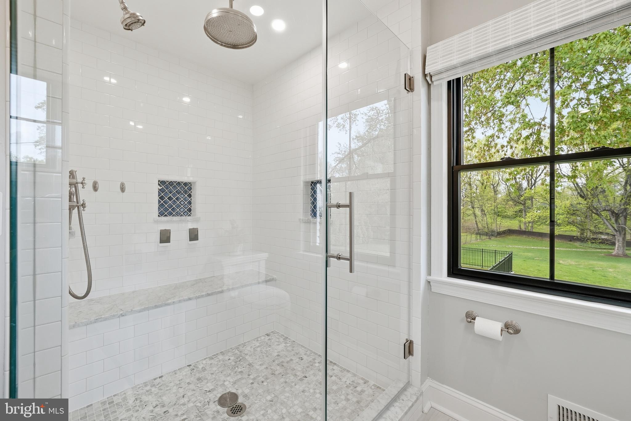 10712 Lockland Road Potomac, MD 20854 - Photo 30 of 66