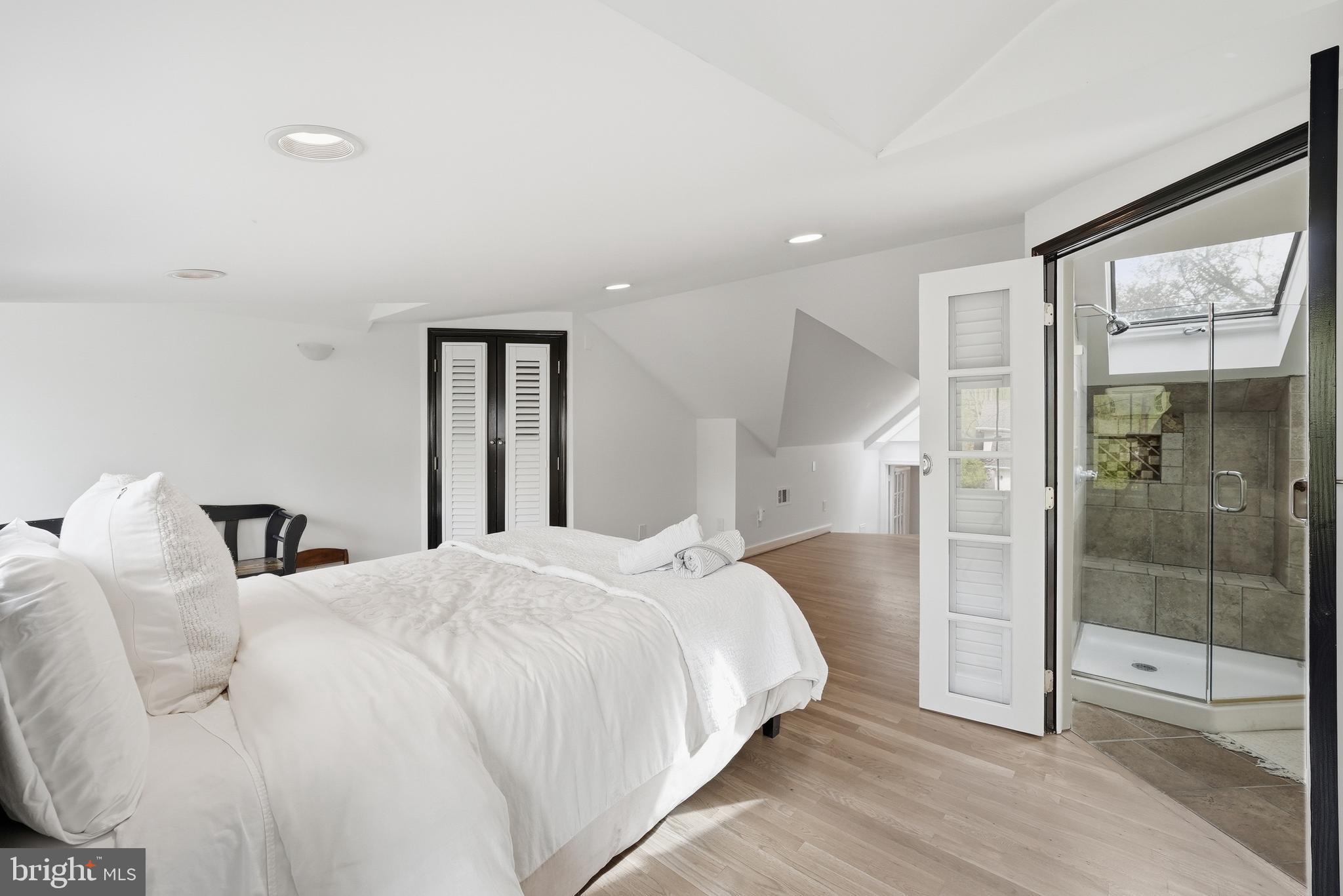 10712 Lockland Road Potomac, MD 20854 - Photo 43 of 66