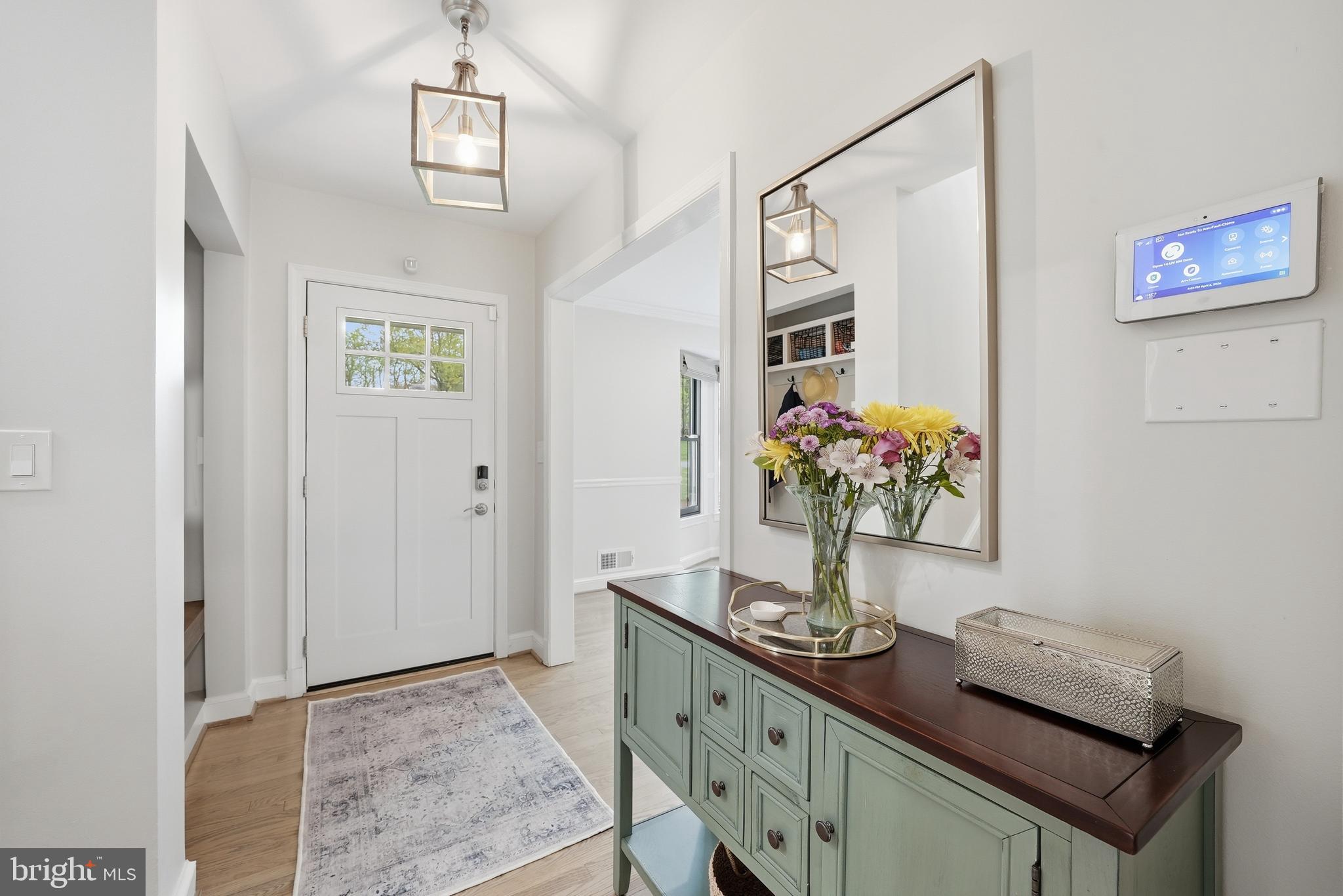 10712 Lockland Road Potomac, MD 20854 - Photo 6 of 66