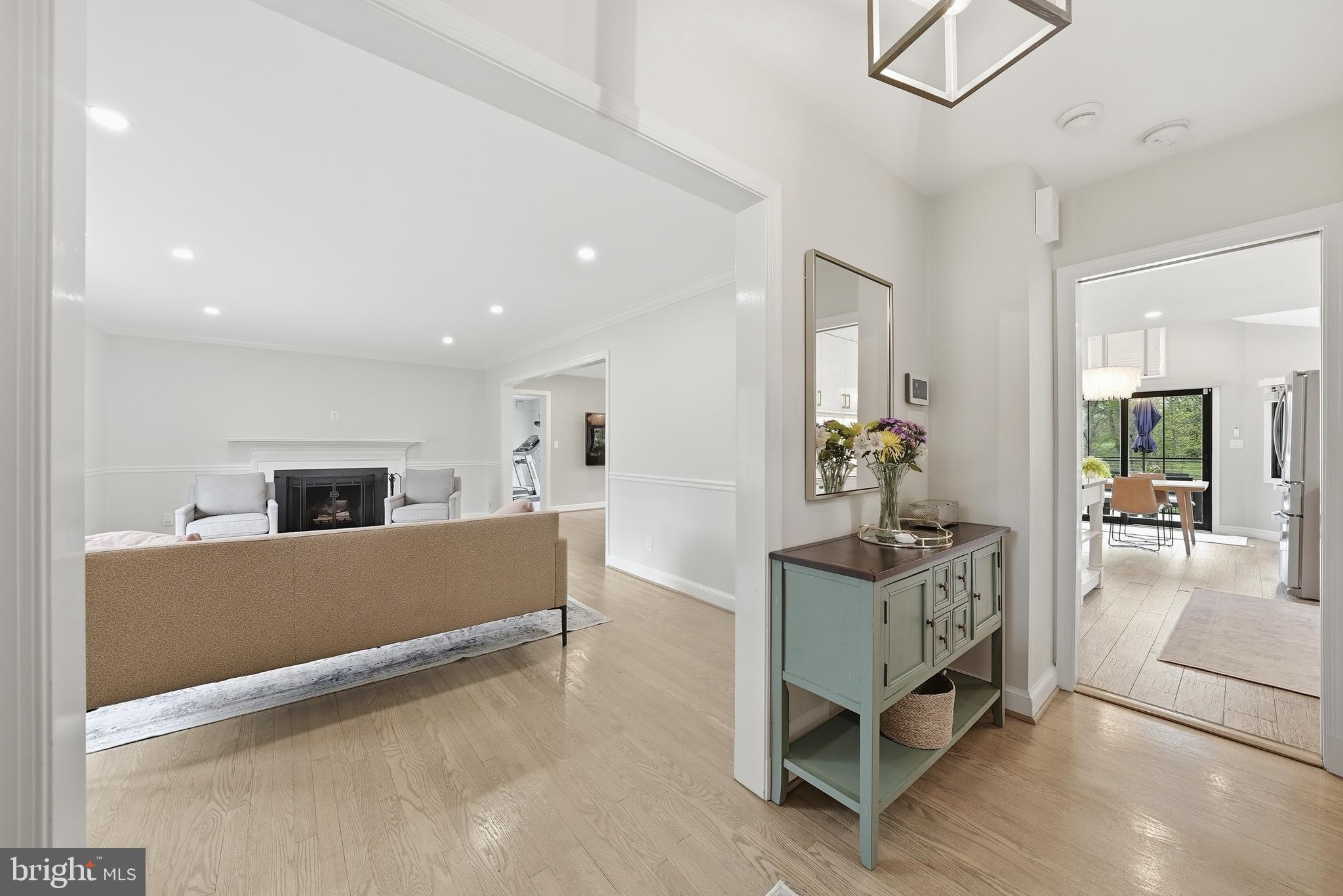 10712 Lockland Road Potomac, MD 20854 - Photo 7 of 66