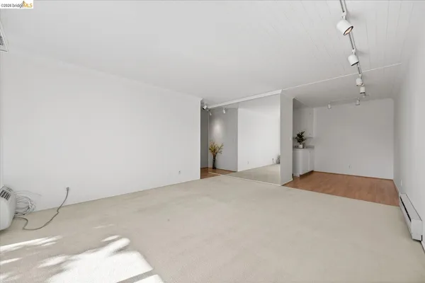 $349,000 | 1305 Boulevard Way, Unit 303, Walnut Creek, CA 94595
