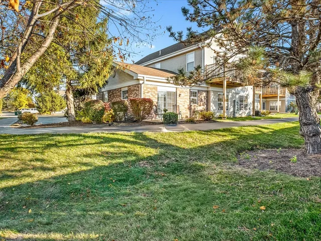 $190,000 | 7571 Magnolia Trail, Unit 3B2, Cherry Valley, IL 61016