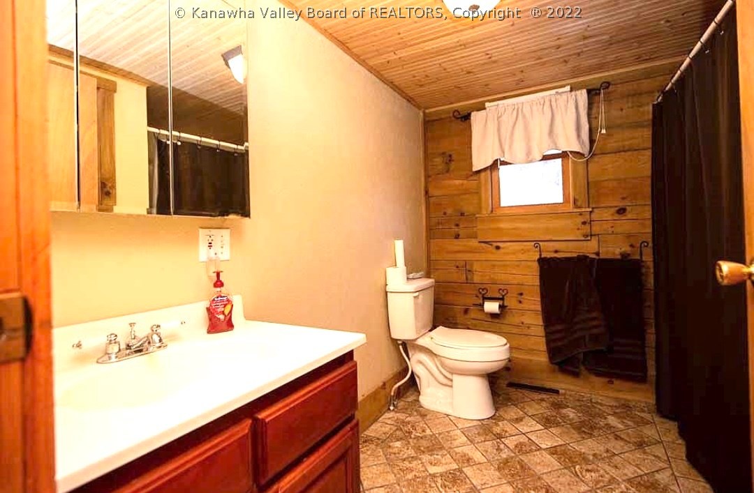 6806 Charleston Road Given, WV 25245 - Photo 9 of 29 Gallery Image 9