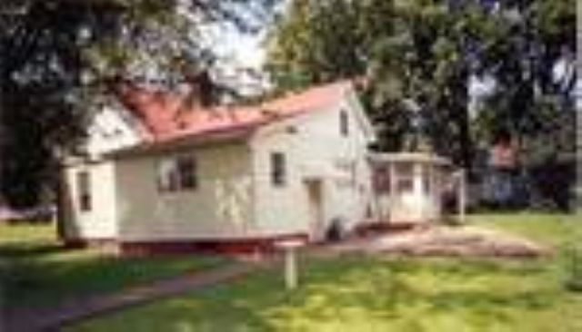 712 Chestnut Delavan, IL 61734 - Photo 2 of 3 Gallery Image 2