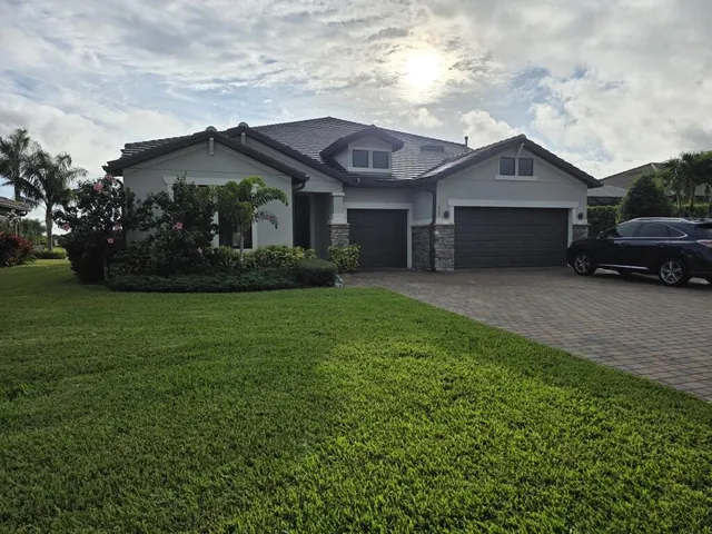 $10,500 | 527 Southeast Vallarta Dr Port, Port St. Lucie, FL 34984