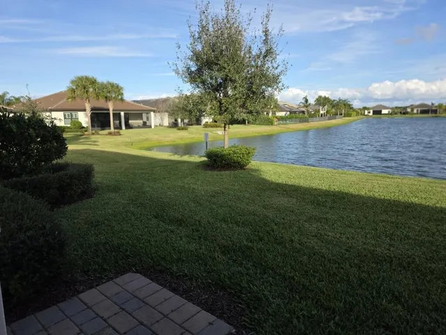 $10,500 | 527 Southeast Vallarta Dr Port, Port St. Lucie, FL 34984