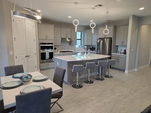 $10,500 | 527 Southeast Vallarta Dr Port, Port St. Lucie, FL 34984