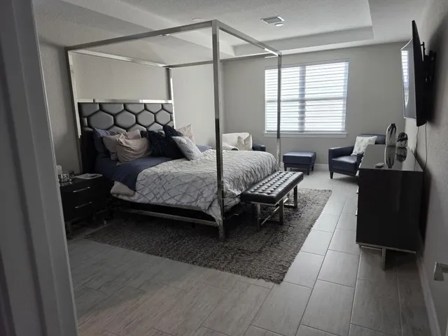 $10,500 | 527 Southeast Vallarta Dr Port, Port St. Lucie, FL 34984