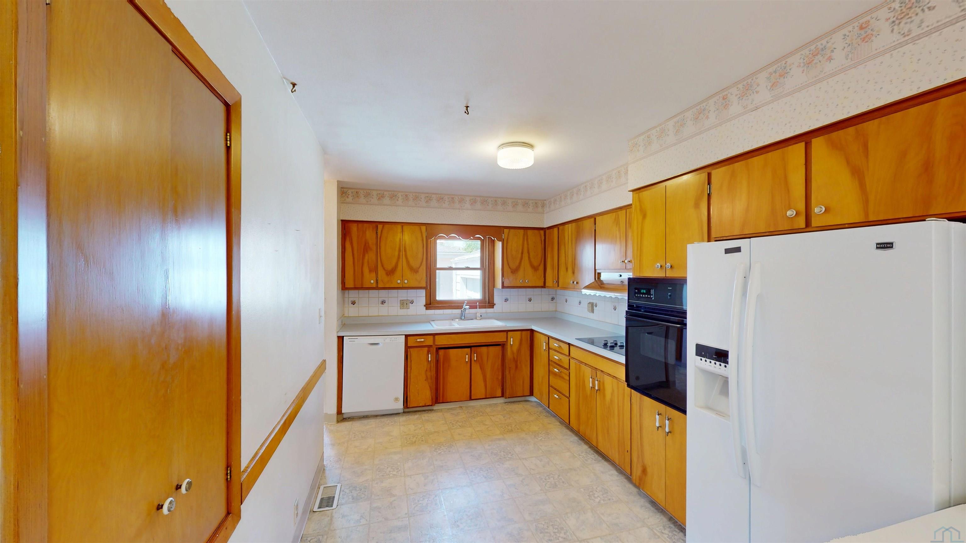 119 East Ridgeview Drive Cherokee, IA 51012 - Photo 20 of 50 Gallery Image 20