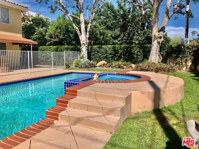 $8,900 | 11540 Blix Street, Valley Village, CA 91602