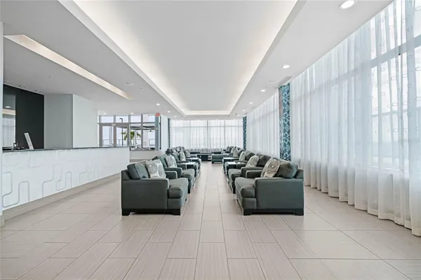 $4,750 | 260 South Osceola Avenue, Unit 601, Orlando, FL 32801